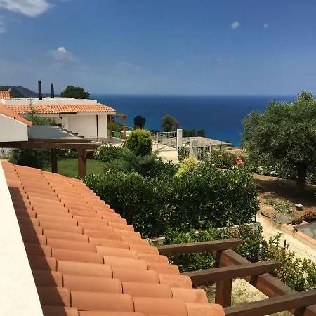 Nove - Dei Fiori Villa Zambrone