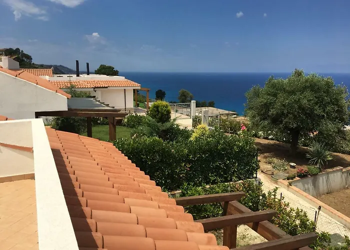 Nove - Dei Fiori Willa Zambrone